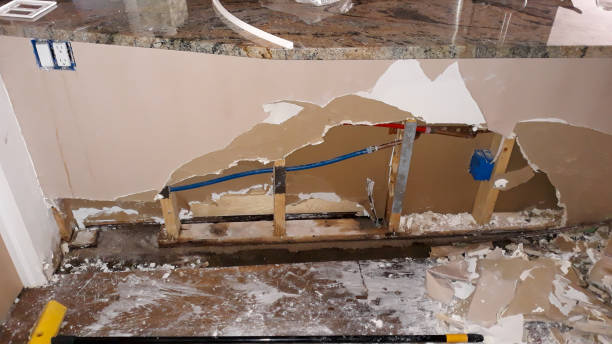 Water damage restoration experts in West Peoria, IL